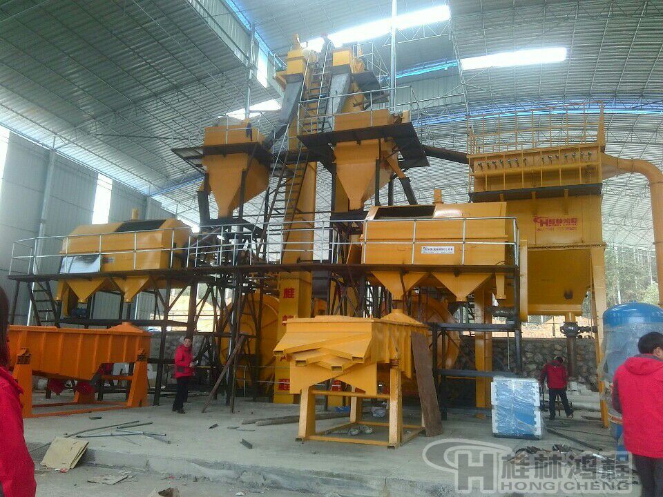 石英砂磨機(jī)，石英砂自磨機(jī)，磨粉機(jī)，制砂機(jī)