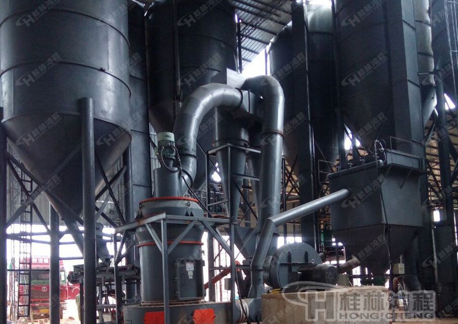 桂林鴻程新型磨粉設(shè)備，螢石雷蒙機(jī),螢石雷蒙磨,80-800目螢石雷蒙磨粉機(jī)：HCQ系列改進(jìn)型磨粉機(jī)HCQ1500