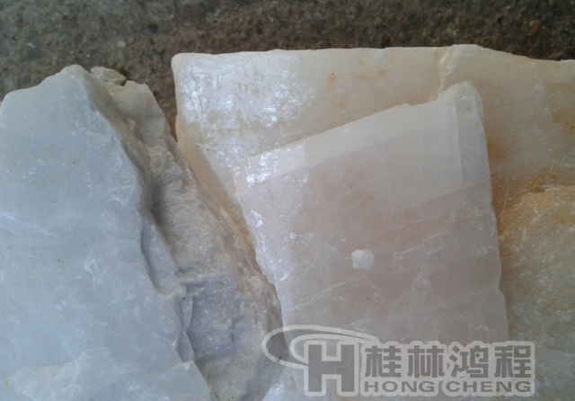長石，長石粉，長石的用途
